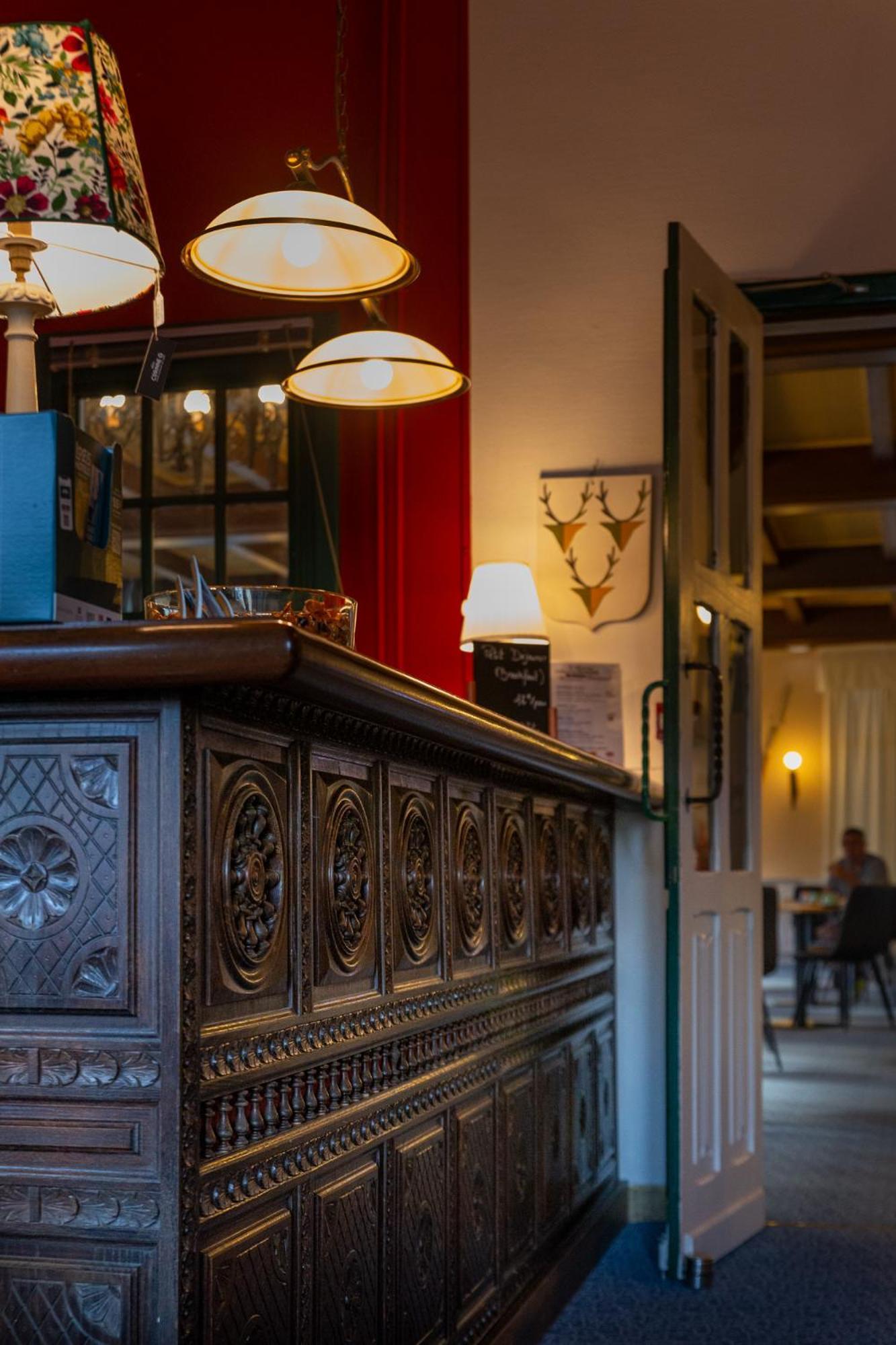 Hôtel Restaurant Du Château Josselin Exterior foto